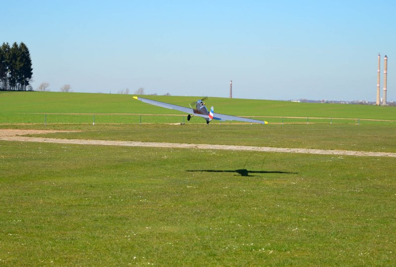 jungfernflugklemmkl25.jpg