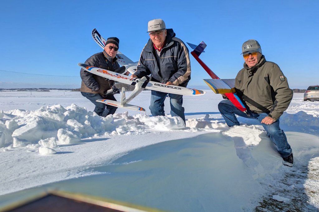fliegenam13januar2025bei4gradc.jpg